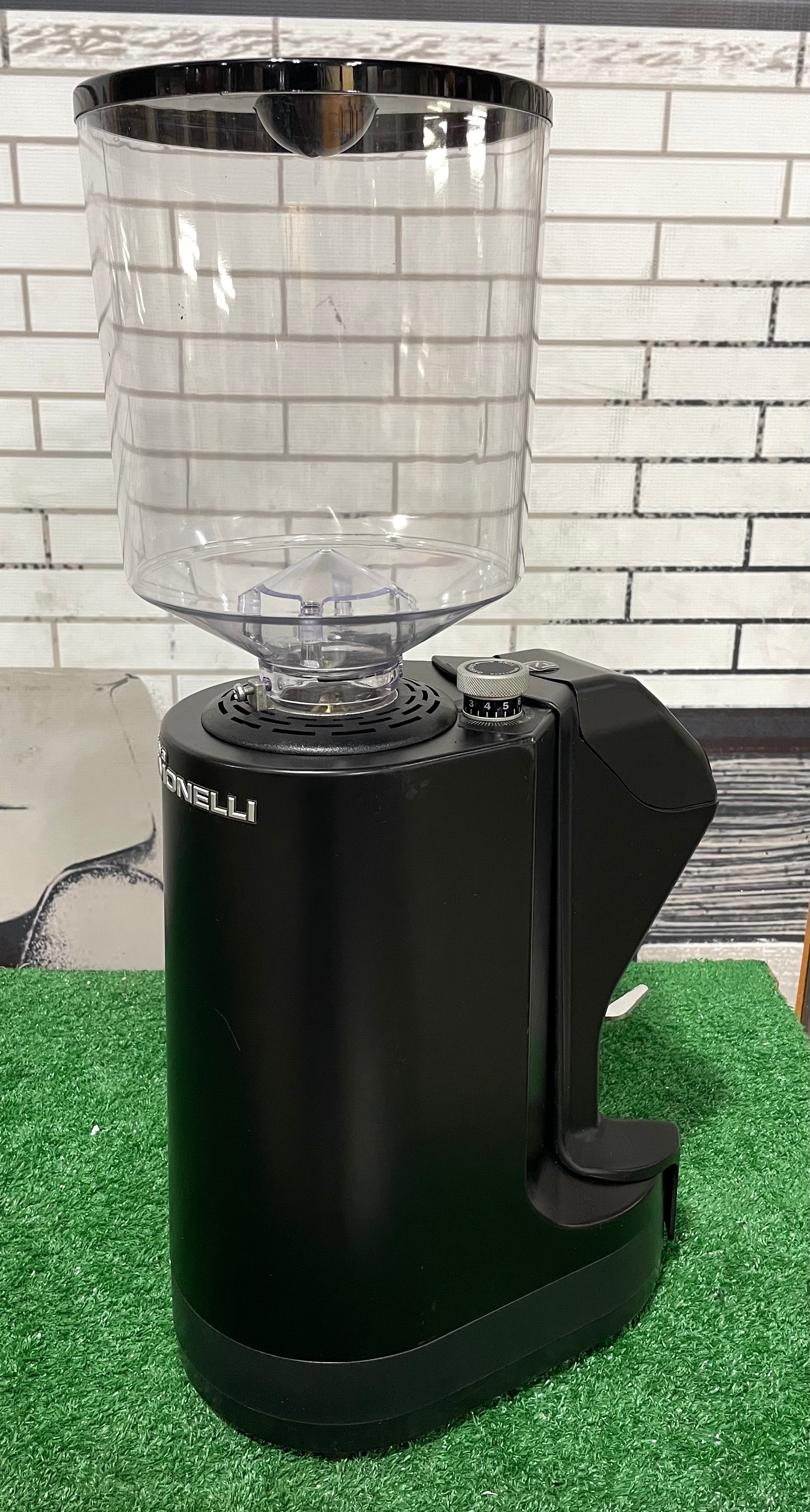 Demo Machine